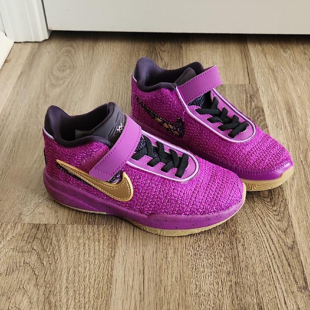 Kids Lebron Purple Nike Sneaker